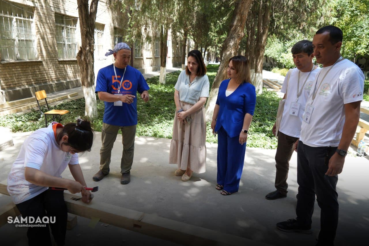 The rector with participants of the Geosymbiotic Workshop