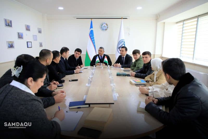 Tojikistonlik talabalar SDTU rahbariyati bilan uchrashuvda