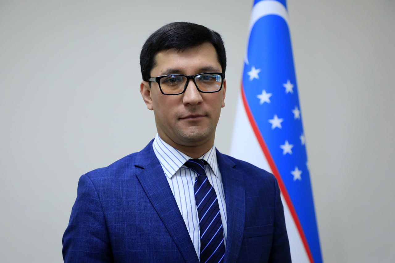 Dotsent Uzoqov Sherzod Xamidovich